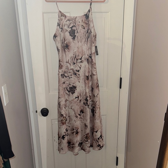 Express Cream and Brown/Pink Floral Scoop neck Midi Dress Size 8 - Picture 1 of 4